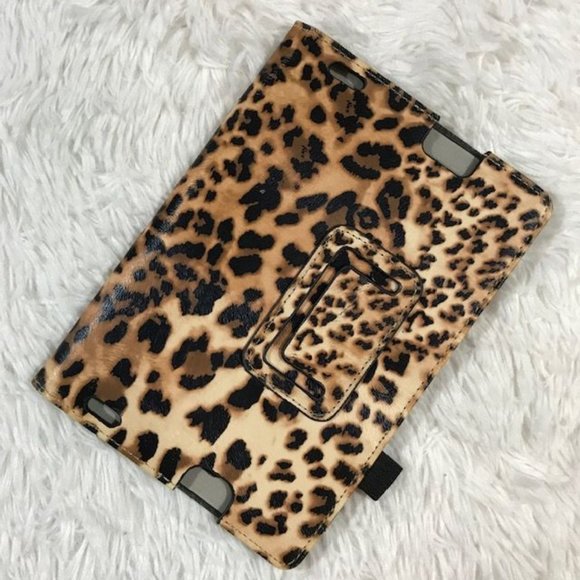 NWOT Kindle Fire HD 7 Leopard Folio Case w/ Auto Sleep/Wake Feature - Picture 2 of 11
